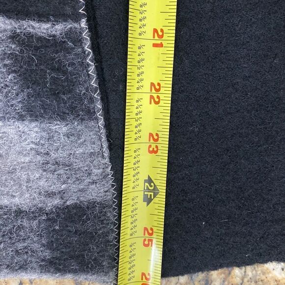 Chico’s Wool Blend Black & Gray Front Pockets Button Front Jacket Size L - Picture 9 of 9